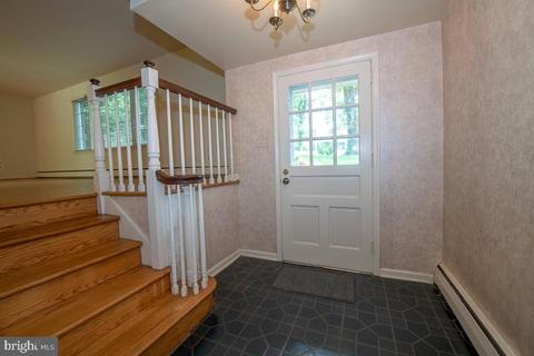686 Vassar Rd, Wayne, PA 19087 photo 6