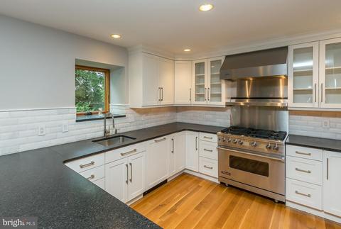 212 Devon Blvd, Devon, PA 19333 photo 14