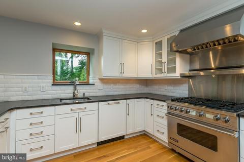 212 Devon Blvd, Devon, PA 19333 photo 15