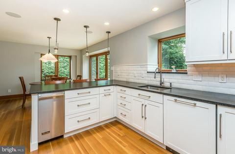 212 Devon Blvd, Devon, PA 19333 photo 17