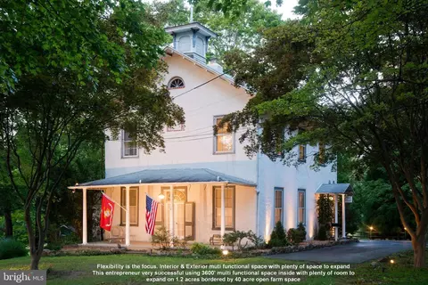 1131 S Chester Rd, West Chester, PA 19382