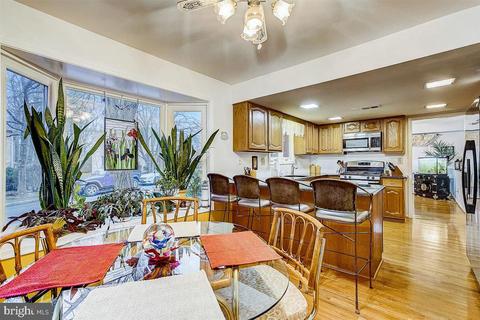 13 Treaty Dr, Chesterbrook, PA 19087 photo 5