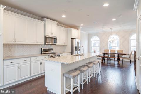 107 Agnes Grace Ln, Wayne, PA 19087 photo 8
