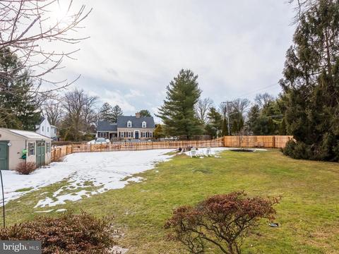348 Upper Gulph Rd, Strafford, PA 19087 photo 12