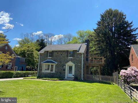 320 Old Lancaster Rd, Devon, PA 19333 photo 2