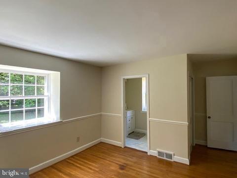 320 Old Lancaster Rd, Devon, PA 19333 photo 14