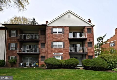 449 Drummers Ln, Wayne, PA 19087 photo 2