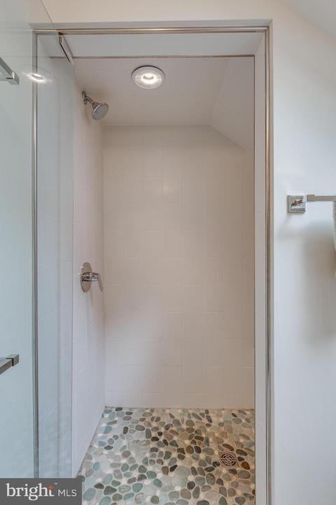630 Timber Ln, Devon, PA 19333 photo 38