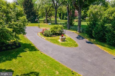 324 S Waterloo Rd, Devon, PA 19333 photo 4