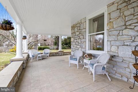 324 S Waterloo Rd, Devon, PA 19333 photo 9