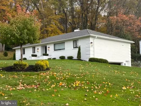 474 Jackson Park Dr, Meadville, PA 16335