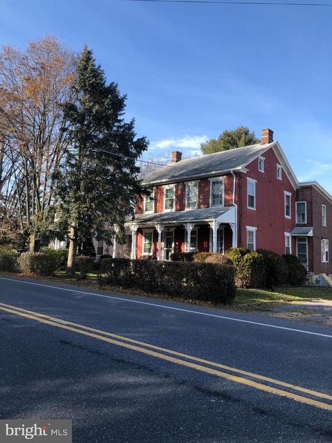 647 E Derry Rd, Hershey, PA 17033 photo 1