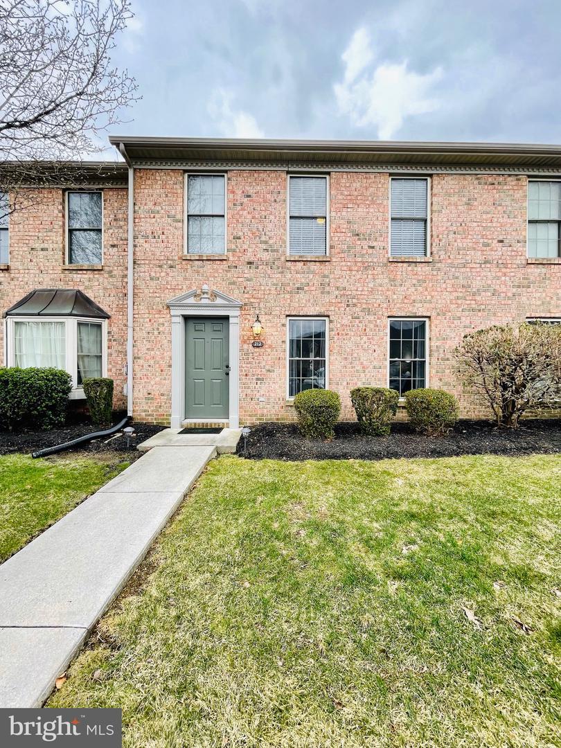 212 Timber View Dr, Harrisburg, PA 17110 11 Photos MLS PADA2010914