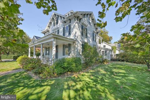 5455 N Front St, Harrisburg, PA 17110