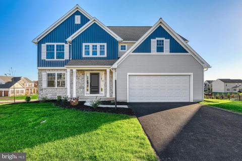 6015 Camden Ct, Harrisburg, PA 17112