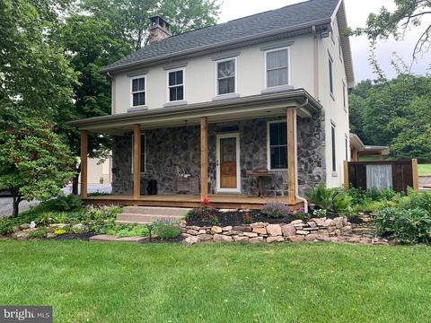 1390 Potato Valley Rd, Harrisburg, PA 17112
