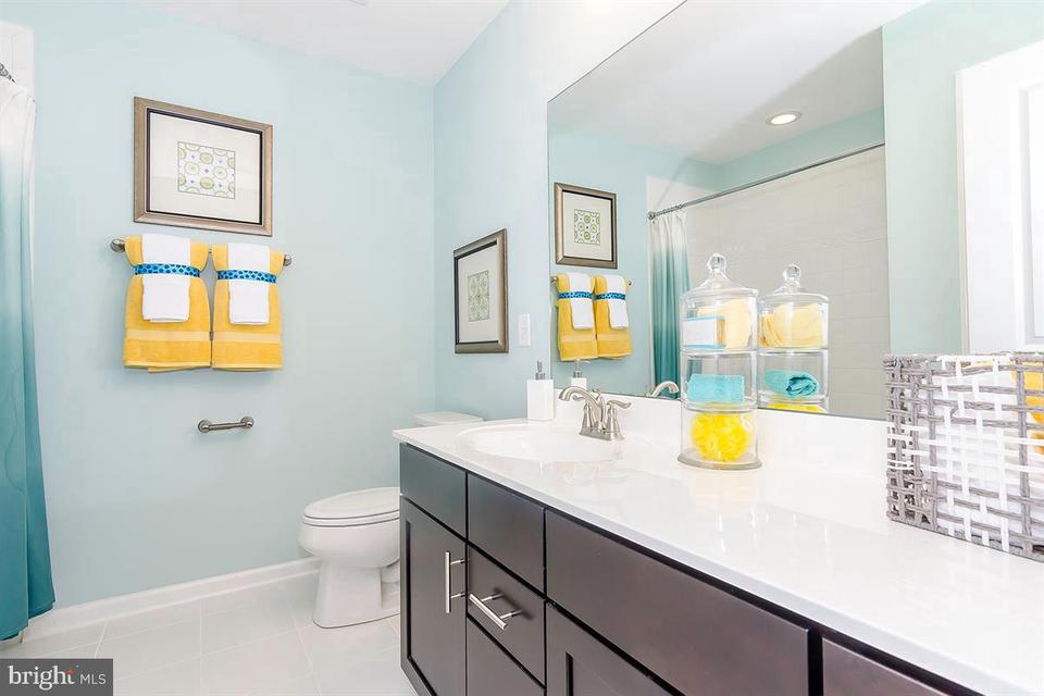  3205 Vanessa Dr, Harrisburg, PA 17112 photo 5