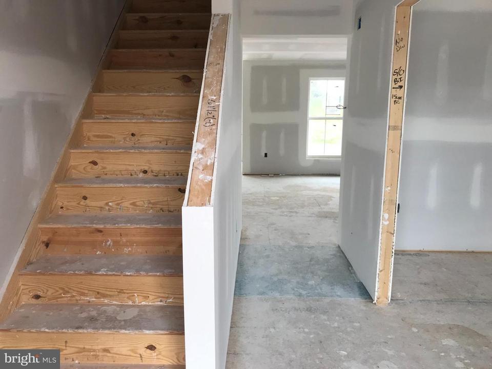  5 Birch Ave, Halifax, PA 17032 photo 2