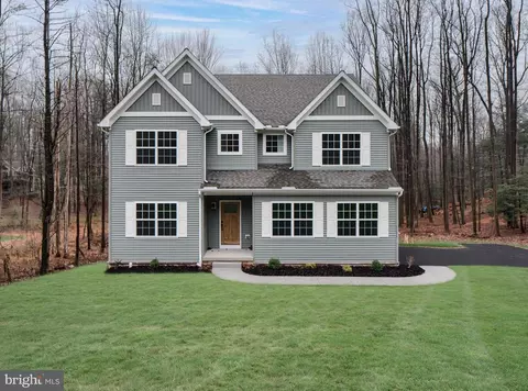 5209 Mountainview Dr, Harrisburg, PA 17112