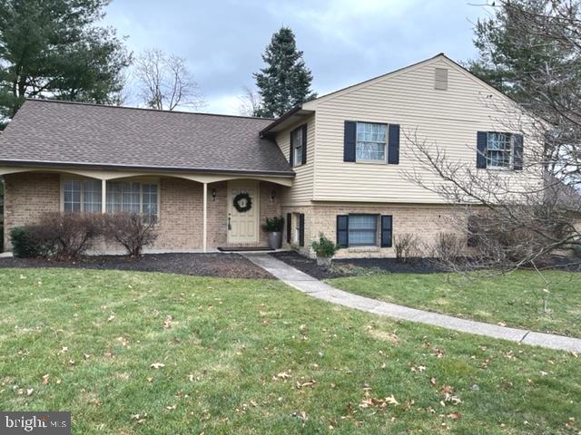 4419 Avon Dr, Harrisburg, PA 17112