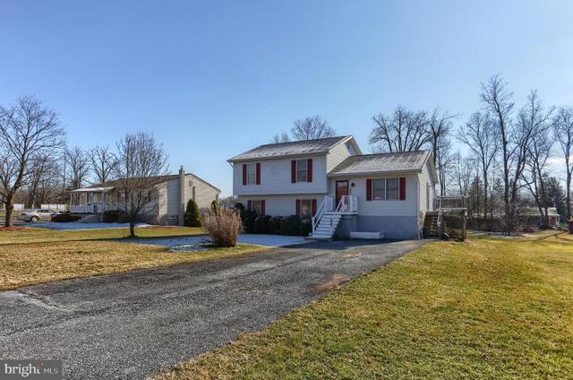 5875 Larue St, Harrisburg, PA 17112