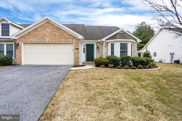 7775 Hanoverdale Dr, Harrisburg, PA 17112