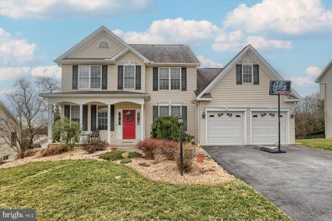 4398 Saint Andrews Way, Harrisburg, PA 17112
