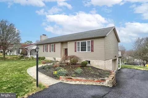 5878 Shope Pl, Harrisburg, PA 17109
