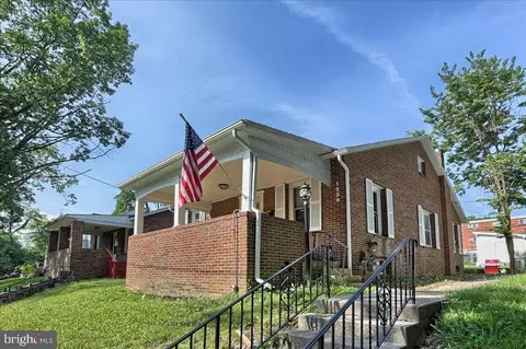 1338 S 19th St, Harrisburg, PA 17104