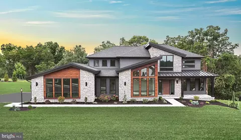 137 Willow Creek Ln, Hummelstown, PA 17036