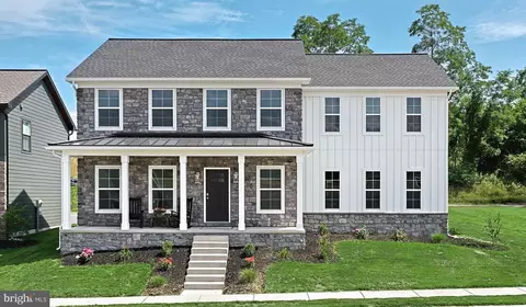 2437 Hawthorne Dr, Harrisburg, PA 17110