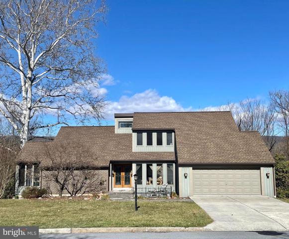 2134 Sycamore Dr, Harrisburg, PA 17112