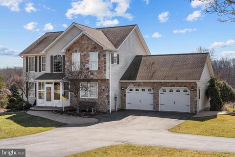 45 Powells Ridge Rd, Halifax, PA 17032
