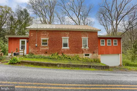 891 Lubolds School Rd, Lykens, PA 17048