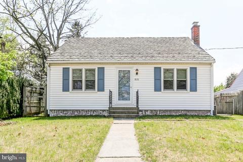 8131 Chambers Hill Rd, Harrisburg, PA 17111