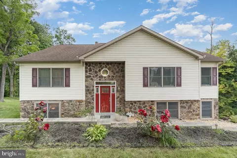 6756 Jonestown Rd, Harrisburg, PA 17112