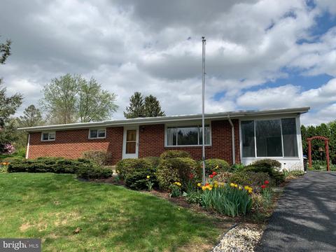 6684 Blue Ridge Ave, Harrisburg, PA 17112