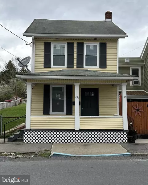 241 E Market St, Williamstown, PA 17098