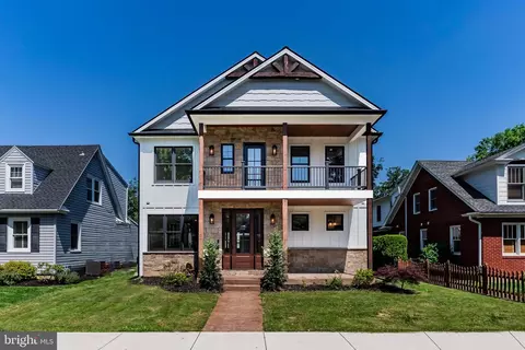 Exterior - 207 Maple Ave, Hershey, PA 17033 photo 5 of 11