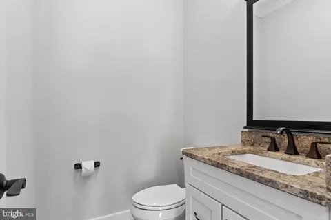 Entry Way - 207 Maple Ave, Hershey, PA 17033 photo 9 of 15