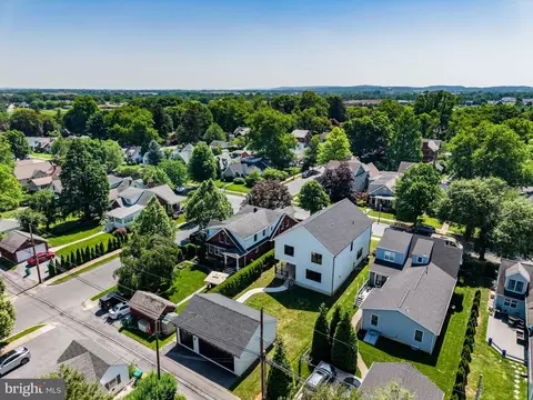 View/Area - 207 Maple Ave, Hershey, PA 17033 photo 7 of 7