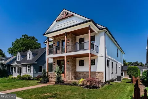 Exterior - 207 Maple Ave, Hershey, PA 17033 photo 6 of 11