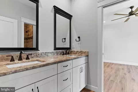 Entry Way - 207 Maple Ave, Hershey, PA 17033 photo 14 of 15