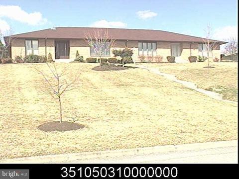3850 Laraby Dr, Harrisburg, PA 17110