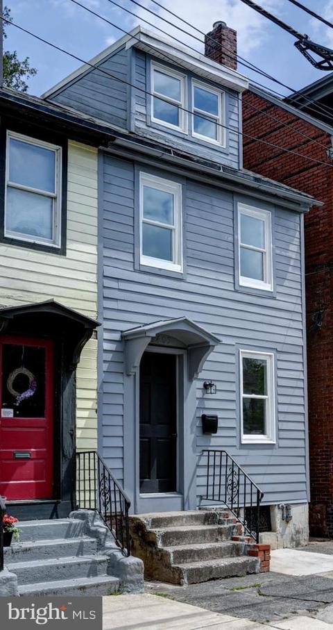 1409 Green St, Harrisburg, PA 17102
