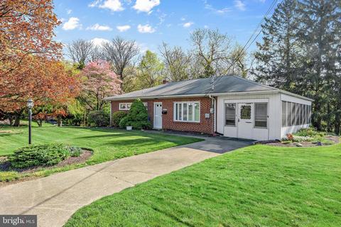 459 N 46th St, Harrisburg, PA 17111