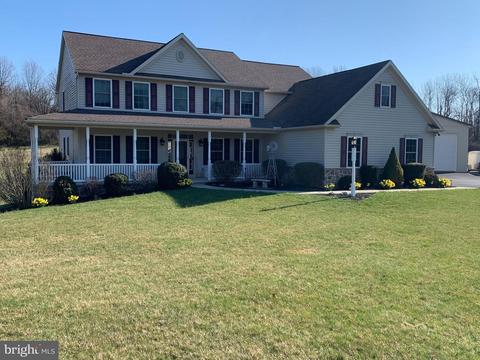 42 Scout Ln, Hummelstown, PA 17036