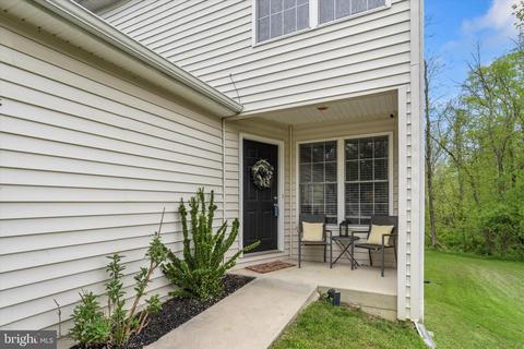 9143 Joyce Ln, Hummelstown, PA 17036