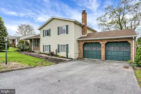 5719 Cloverdale Rd, Harrisburg, PA 17112