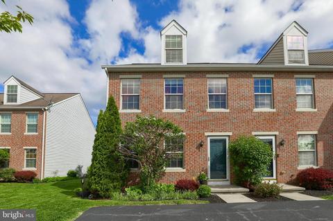225 Buckley Dr, Harrisburg, PA 17112